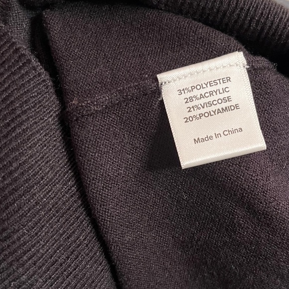 Evereve Yara Strong Shoulder Knit Tank/Top Black Size S - Picture 6 of 6